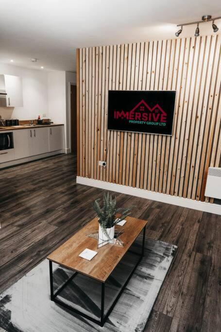 Stunning Modern Heart Of The City Apartment Шефилд Екстериор снимка